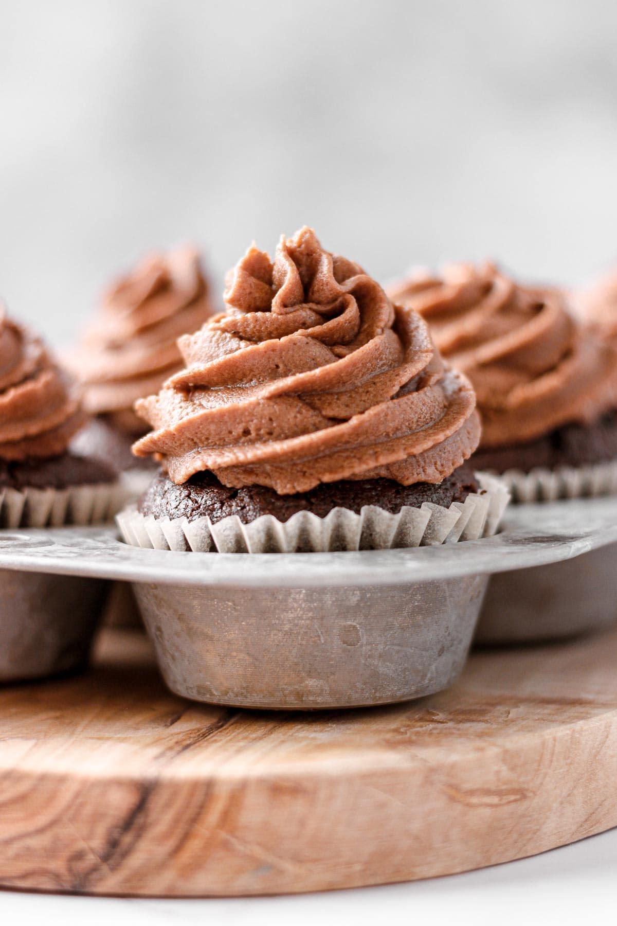 Small-Batch Vanilla Buttermilk Mini Cakes with Chocolate Buttermilk  Frosting - Bake from Scratch