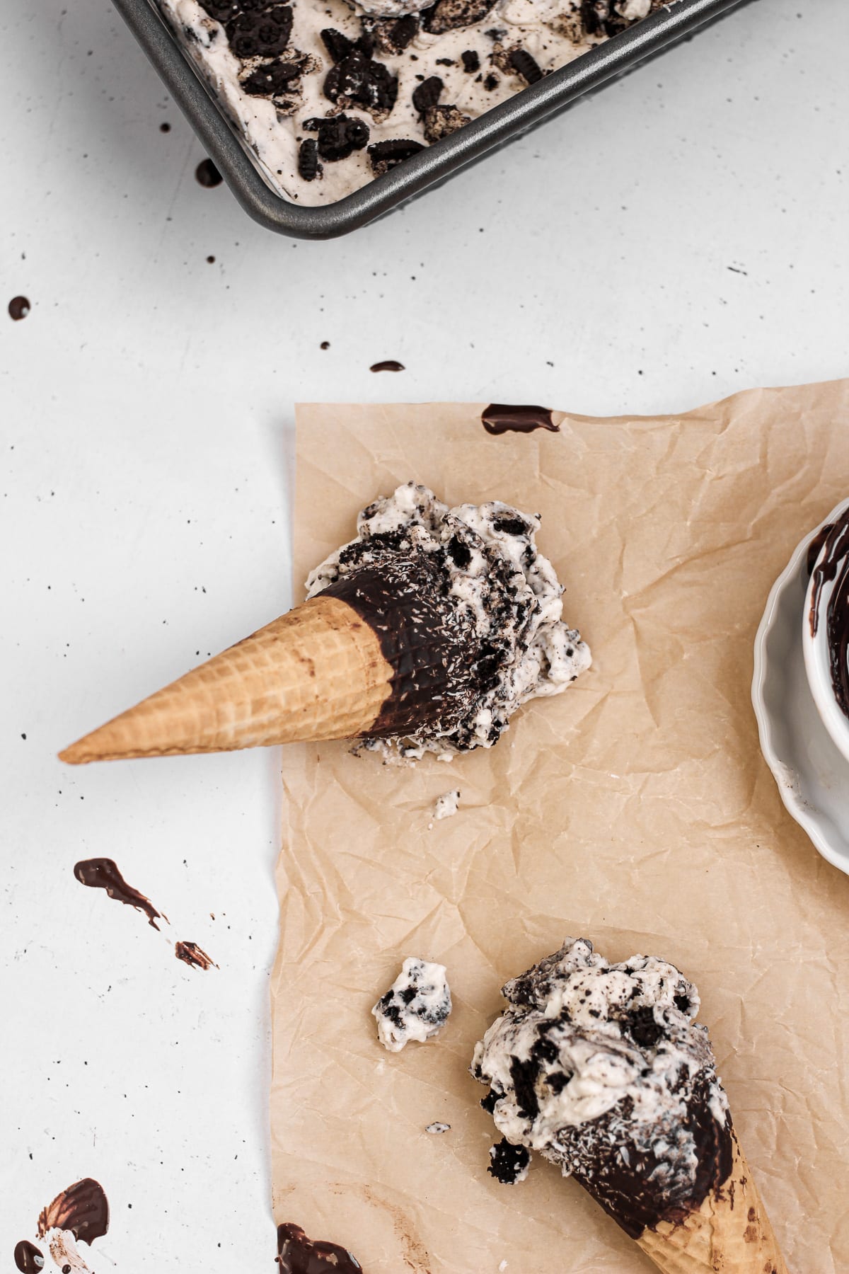 oreo cookies and cream ice cream with sugar cones